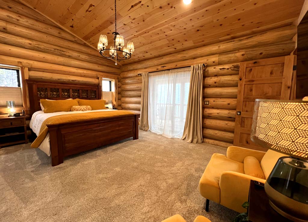 Lazarus Log Homes master bedroom design