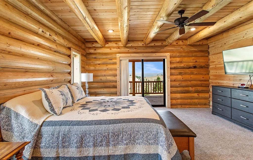 Lazarus log homes bedroom design